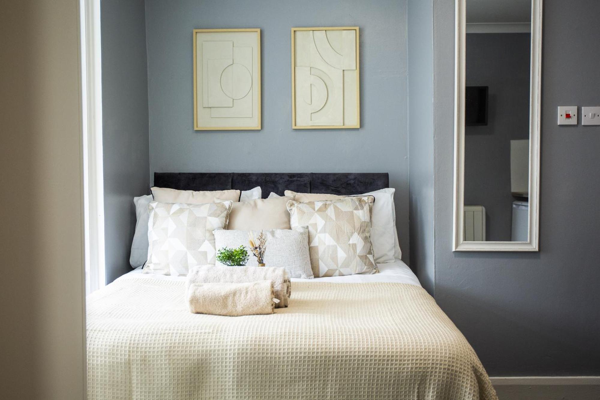 34 Evesham Road - Double Rooms Shottery 部屋 写真