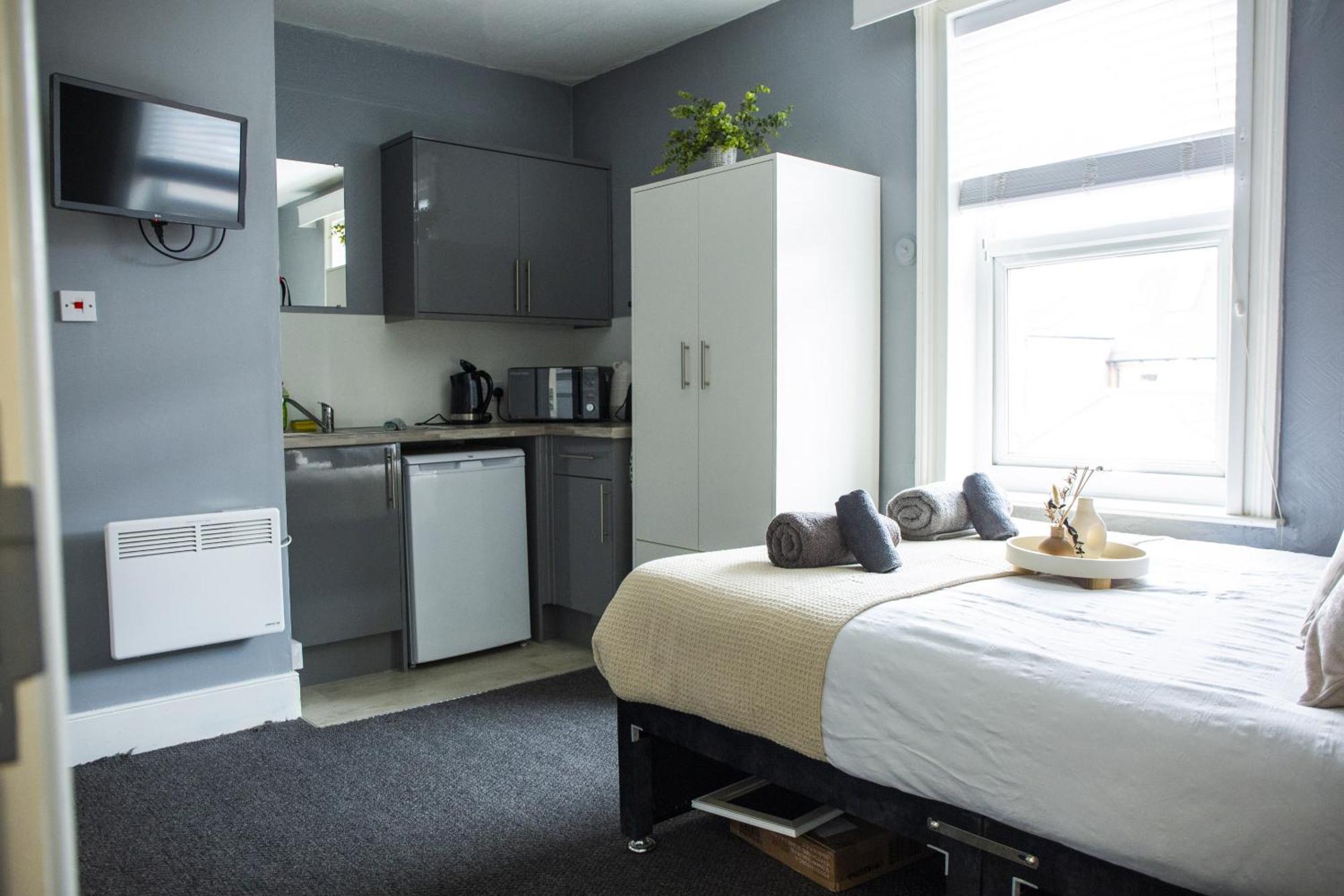 34 Evesham Road - Double Rooms Shottery 部屋 写真
